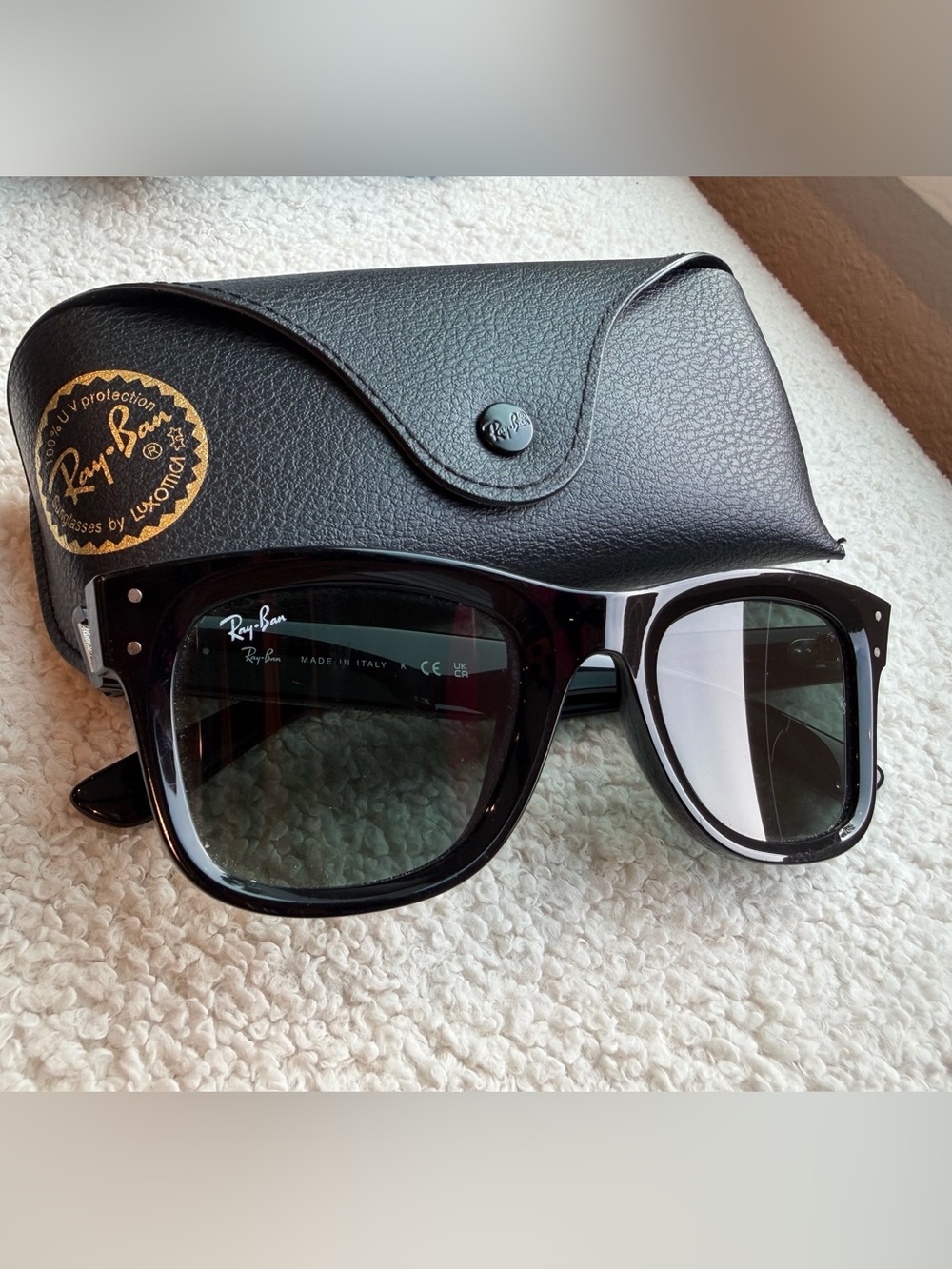 Ray-Ban Black Wayfarer Reverse Sunglasses